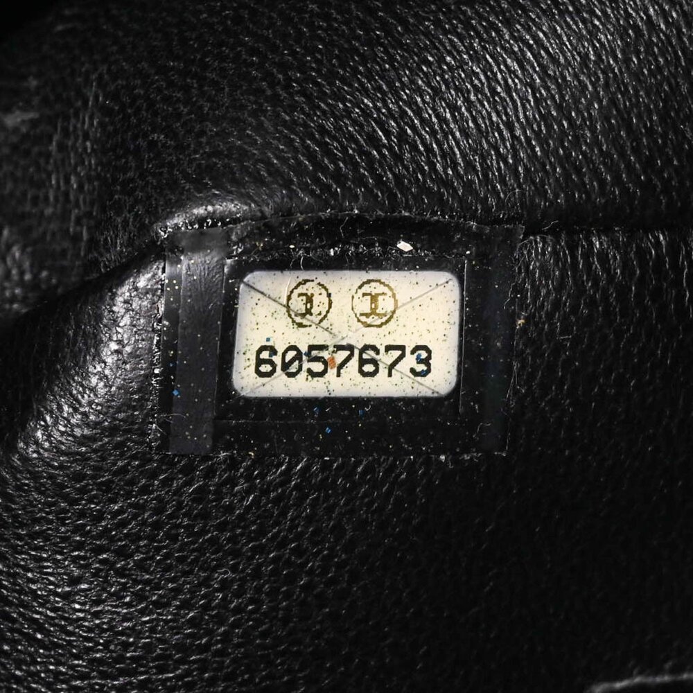 CHANEL Black Caviar Leather Logo Tote Bag - Picture 15 of 15